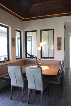 (4) The Fortune/Lopez home is in island contemporary style, such as this dining alcove